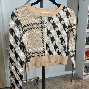 Plaid Patterned Sweater - Beige and Black